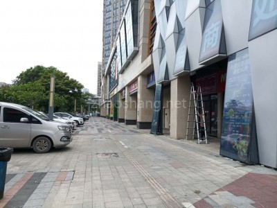 深圳龙岗远洋新干线一楼商铺60平米出售