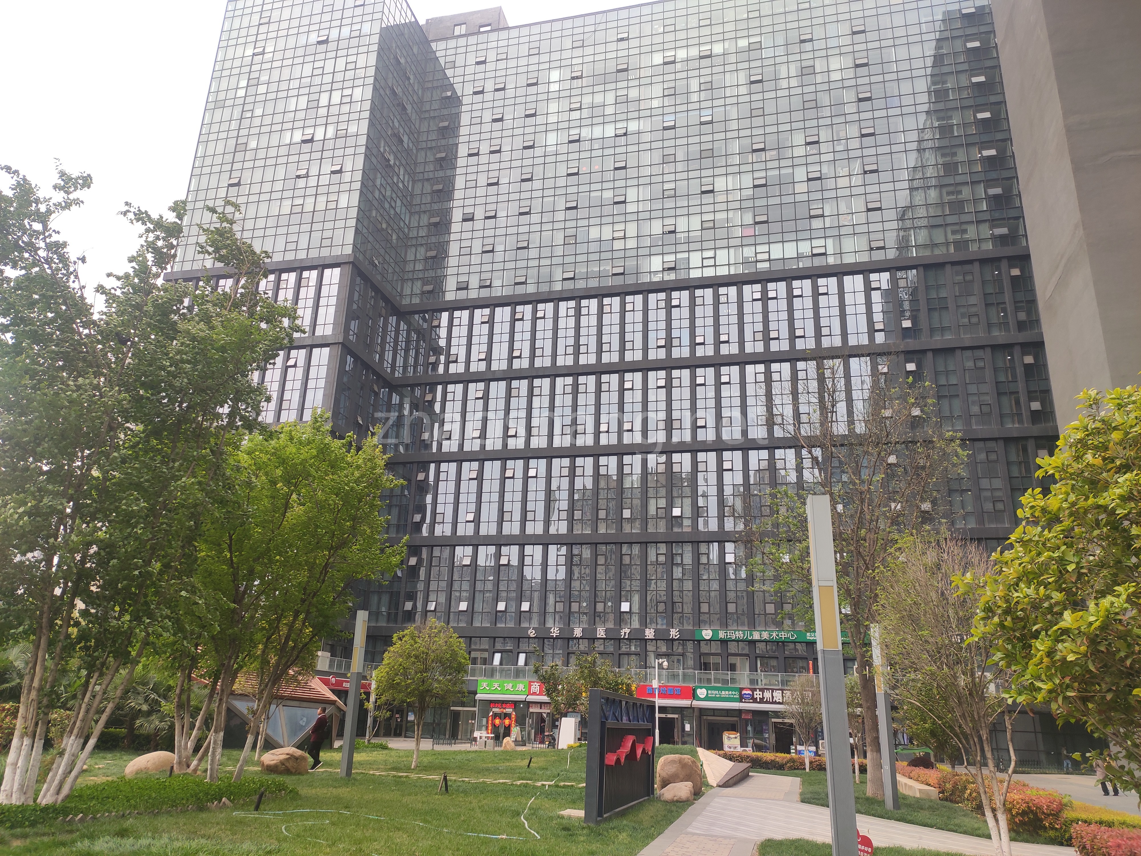 河南郑州商业中心1500平米写字楼招商 教育培训均可