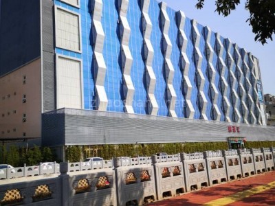 深圳宝安区59平米写字楼出租 停车免费