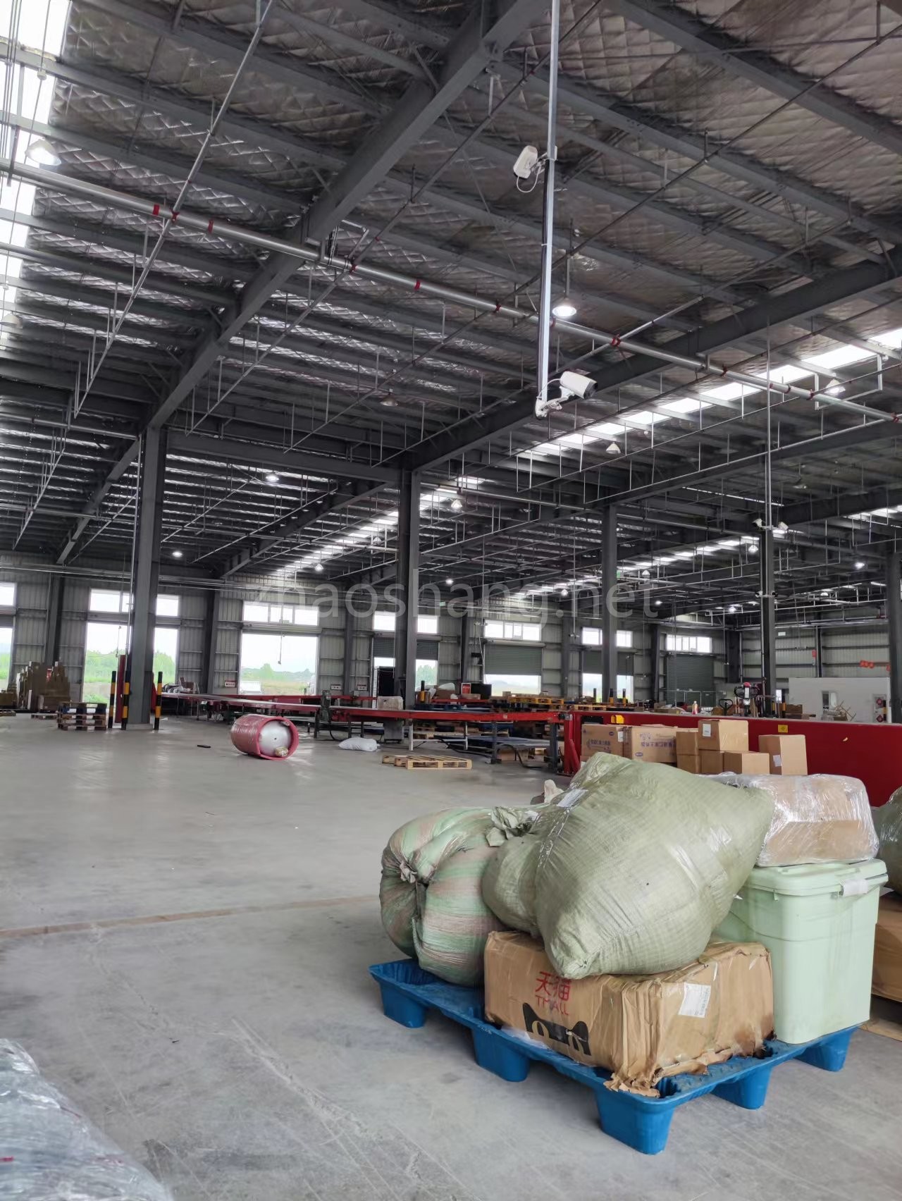 5000-10000㎡彩钢结构丙二级高台仓库-仓库出租|租金-招商网|招商网络